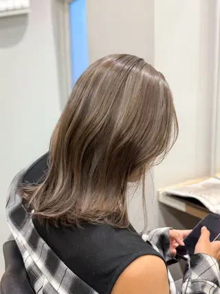ロング カラー 透明感🫧/ブリーチ /永田　汰伊智のヘアスタイル