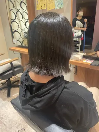 ミディアム 小川 夏生のヘアスタイル