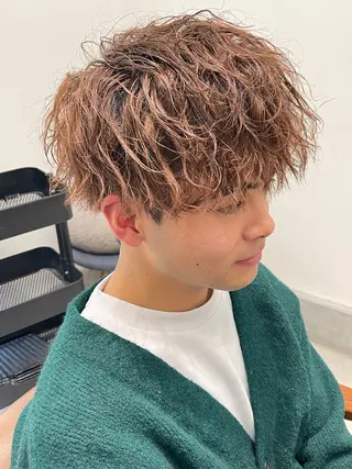 ショート 川田 仁のヘアスタイル