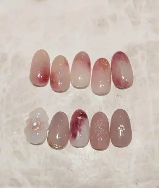 ネイル 會田 瑠衣のネイルデザイン