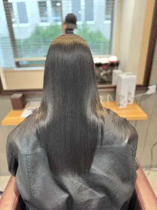 ロング 髪質改善美容室 si by bokuno銀座所属・美髪矯正 selyaのヘアスタイル