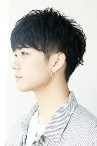 ショート カラー メンズ 赤み消し🌿 透明感カラー🫧のヘアスタイル