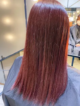 ミディアム 横山 菜摘のヘアスタイル