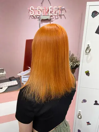 セミロング カラー ハイトーン/ブリーチ /hikaruのヘアスタイル