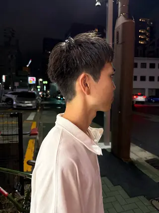 ショート 舟橋耀/ブリーチカラ ー/レイヤーカットのヘアスタイル