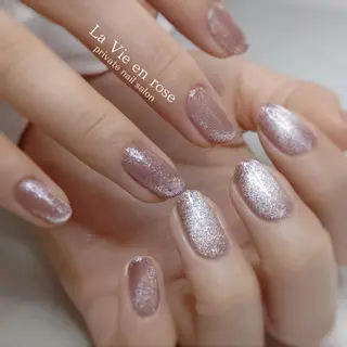 ネイル ラヴィアン ローズのネイルデザイン