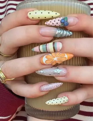 ネイル NiJi Nailsのネイルデザイン