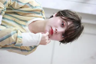 ショート コヤマ ナミのヘアスタイル