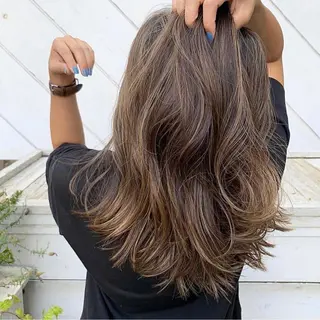 カラー Lapa ケンショーのヘアスタイル