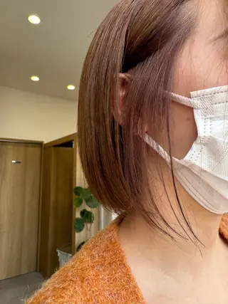 ショート カラー 坂田 優子のヘアスタイル