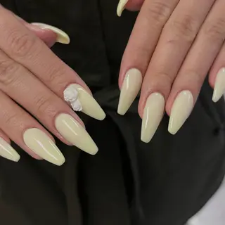 ミディアム minuit RIO🪽のネイルデザイン