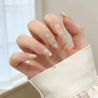 ネイル 小島 阿佑美のネイルデザイン