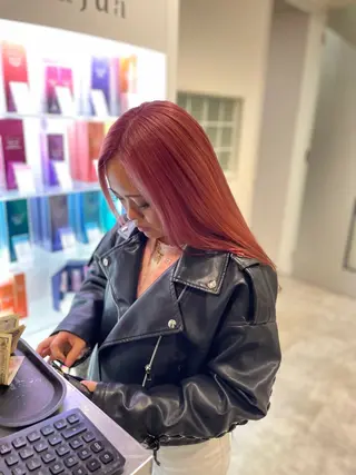 ロング カラー GaKu/ハイトーン /ブリーチ/レイヤーのヘアスタイル