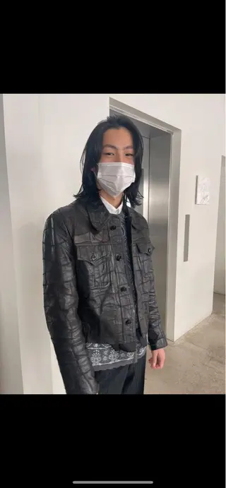 ミディアム oma　袮次金 鈴香のヘアスタイル