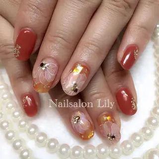 ネイル Nailsalon Lilyのネイルデザイン