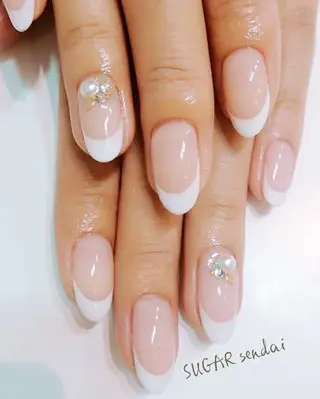 ネイル 鈴木 ゆかりのネイルデザイン