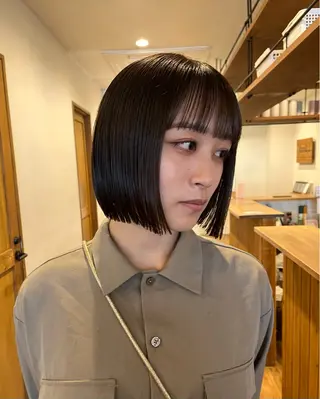 ショート china/ボブ ブリーチカラーのヘアスタイル