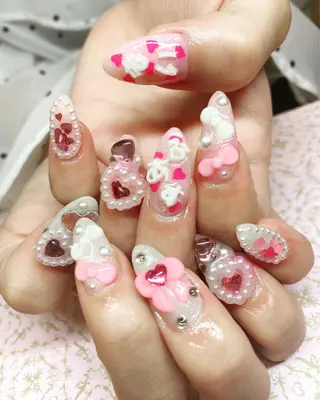 ネイル Piacere所属・Piacere 絵美のネイルデザイン