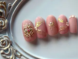 ネイル FIORITURA Maikoのネイルデザイン