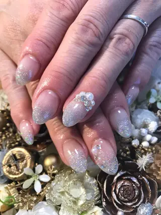 ネイル 吉岡 裕子のネイルデザイン