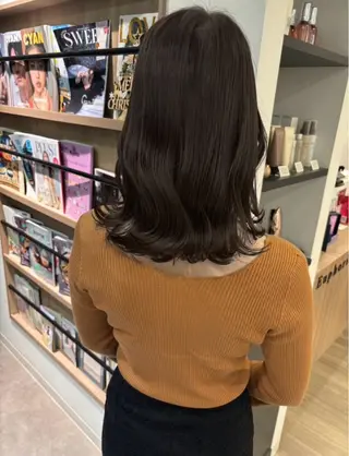 ミディアム モテ髪‎🫧赤み消し カラー表参道きょうこのヘアスタイル