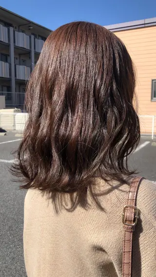 セミロング カラー 川元 汐音のヘアスタイル