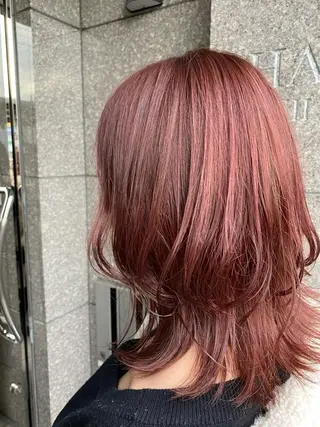 ミディアム カラー 鈴木 明花のヘアスタイル