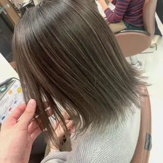 ミディアム カラー circus by KENJE 町田店のヘアスタイル