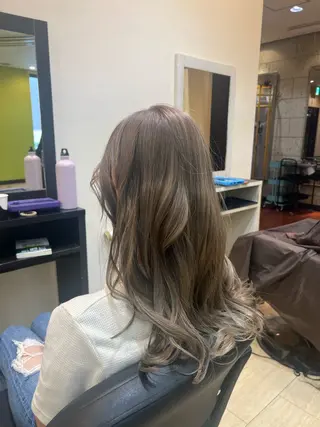 カラー ハイトーン/パーマ 特化平田のヘアスタイル