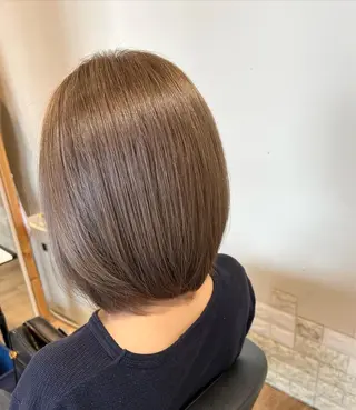 ショート カラー 大久保 隆蔵のヘアスタイル