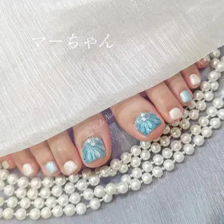 ネイル Queenie 🦋のネイルデザイン