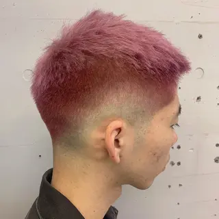 ショート カラー ☘️ブリーチ/ハイト ーン/レイヤー/のヘアスタイル