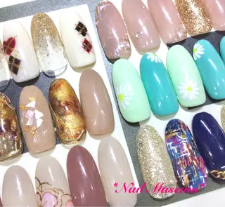 ネイル マグネットネイル💛 Hayakawaのネイルデザイン