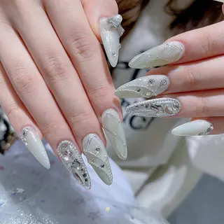 ネイル Queens ひなのネイルデザイン