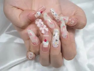 ネイル 中江 彩芽のネイルデザイン