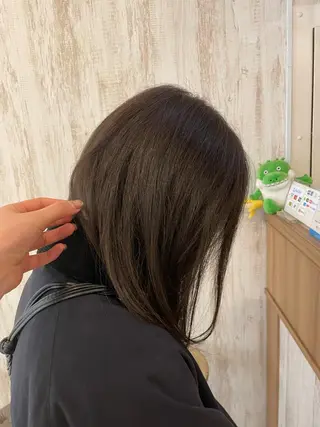 カラー 小野 明日香のヘアスタイル