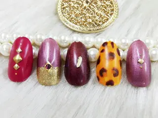 ネイル ティーエヌ 金山駅東口店のネイルデザイン