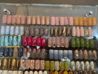 ネイル NAIL Salon IP所属・長谷川 奈緒美のネイルデザイン