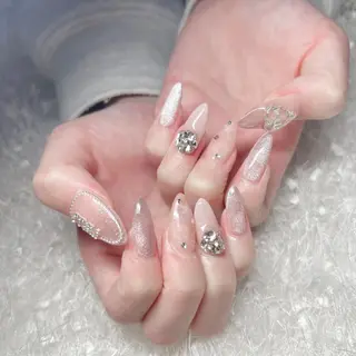 ネイル Nail&eye Belire 新宿のネイルデザイン