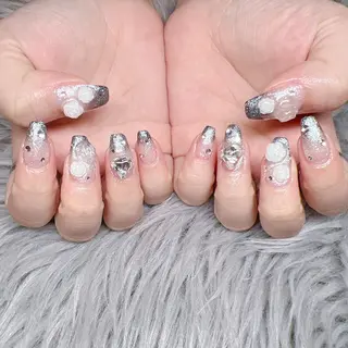 ネイル 個室ネイルサロンDolly  Girl〜ドーリーガール〜所属・DollyGirl KYOKOのネイルデザイン