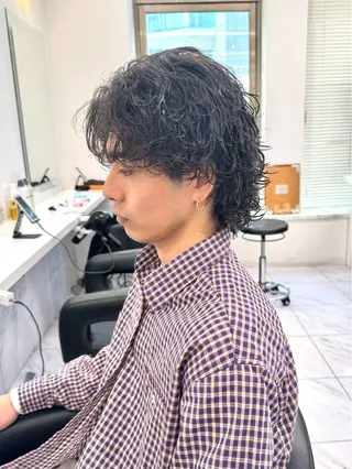 ミディアム パーマ ヘアアレンジ メンズ SALOWIN藤沢店所属・艶カラー の達人のヘアスタイル