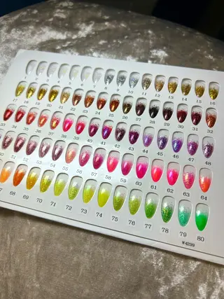 ネイル ネイルサロンエーナイン千歳所属・伊藤 姫花のネイルデザイン