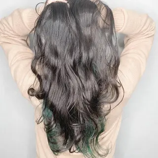 ロング カラー パーマ ヘアアレンジ 新宿駅近♡友達とOK 🦋W -ワット -のヘアスタイル