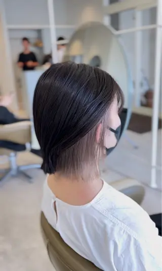 ショート 🫧ペール系カラー /デザイン秀喜🫧のヘアスタイル