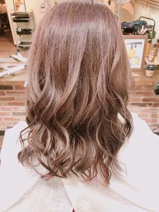 セミロング カラー 🌴 NALUスタイ リストおKIKU🏄のヘアスタイル