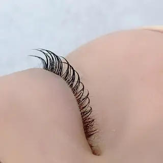 マツエク・マツパ AIRISU𓍯 eyelashのマツエク・マツパデザイン