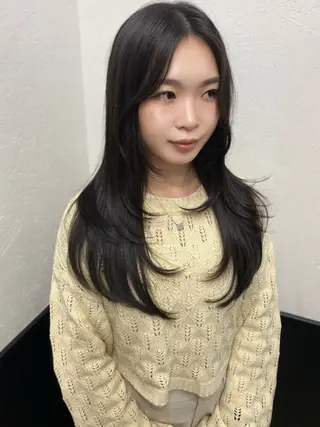 ロング カラー 渋谷🖤 艶髪🖤透明感カラーのヘアスタイル