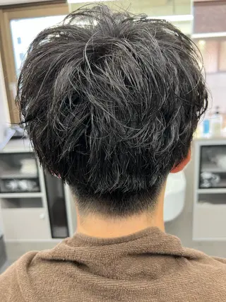 ショート パーマ メンズ The Gollum cut＆shave所属・垢抜け・メンズパーマ 津山祐紀のヘアスタイル