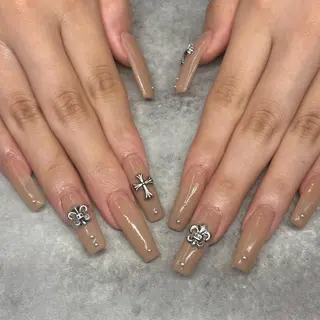 ネイル Toyale長さだし パラジェルフィルインのネイルデザイン