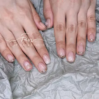 ネイル 🌻FAN'S STUDIO池袋🌻のネイルデザイン